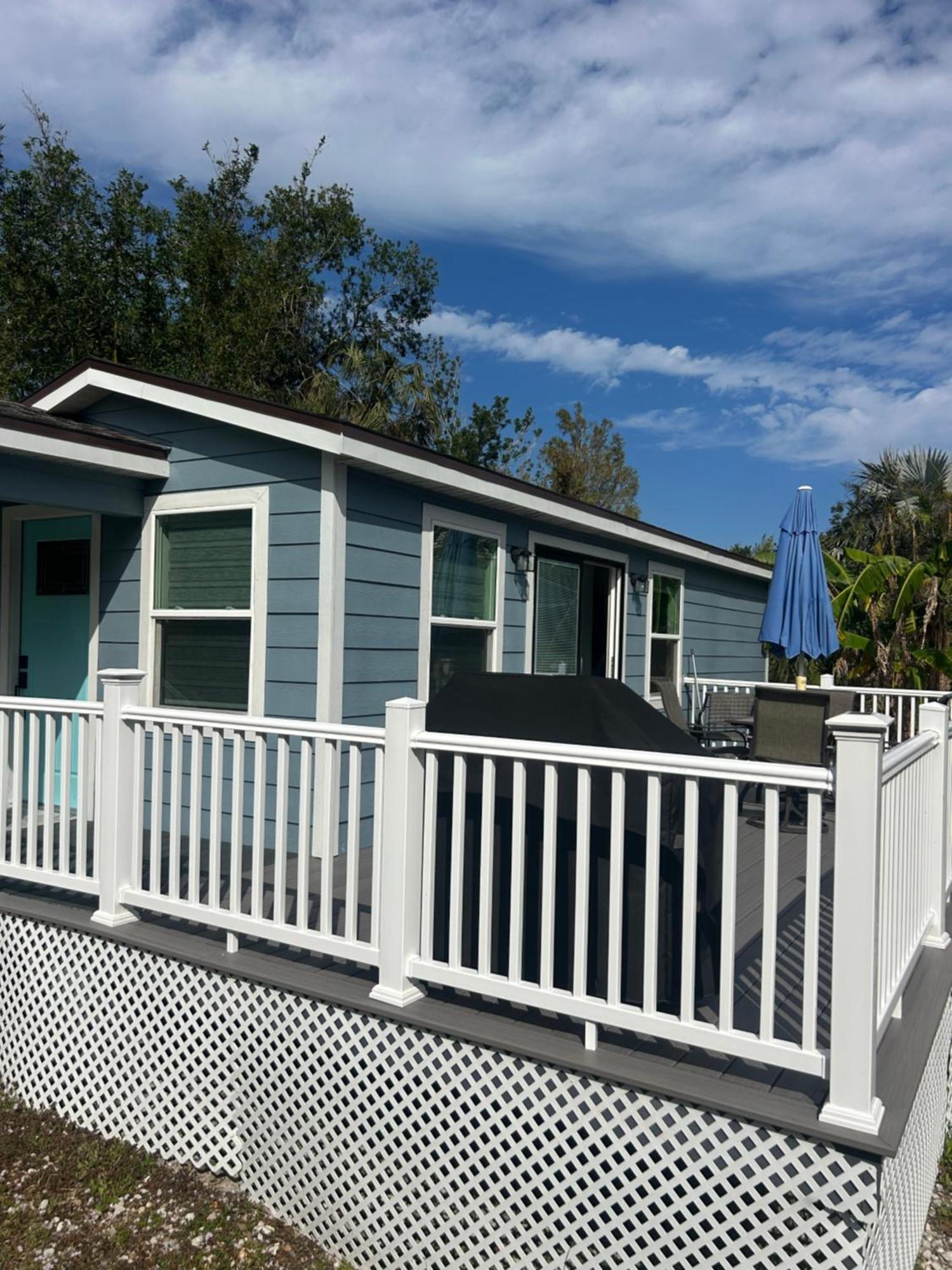 Perfect Getaway-Lovely Cottage House- Near Beaches Nokomis Exterior photo